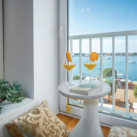 Awesome In W/ 1 Bedrooms Apartment